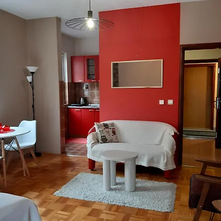 ゲストハウス Rale Lukavica