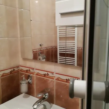 ゲストハウス Rale 2*