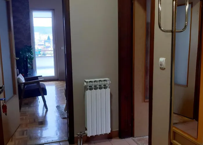 Rale Pensión Lukavica