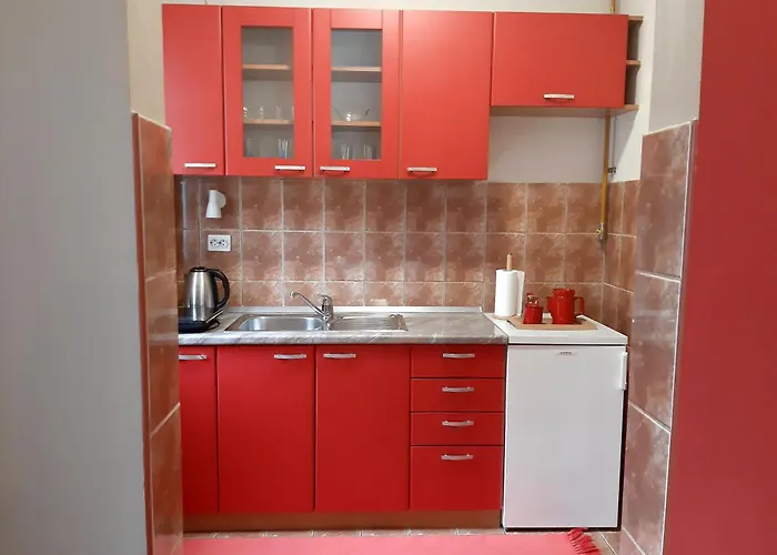 Pensión Rale Lukavica